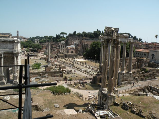  vue sur le forum depuis le Tabularium